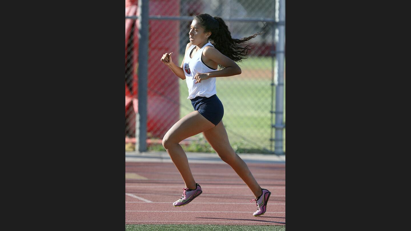 Photo Gallery: Bell-Jeff competes in Santa Fe League track finals