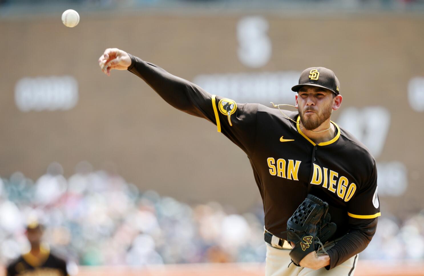 Padres 6, Tigers 4