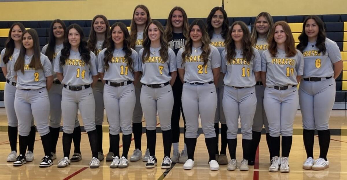 San Pedro players pose for a team photo.