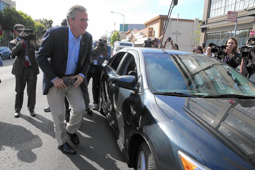 During a campaign visit to San Francisco, Republican presidential candidate Jeb Bush made a point of arriving in an Uber car. GOP candidates are trying to gain an edge over Democrats on policy toward the emerging "sharing economy."