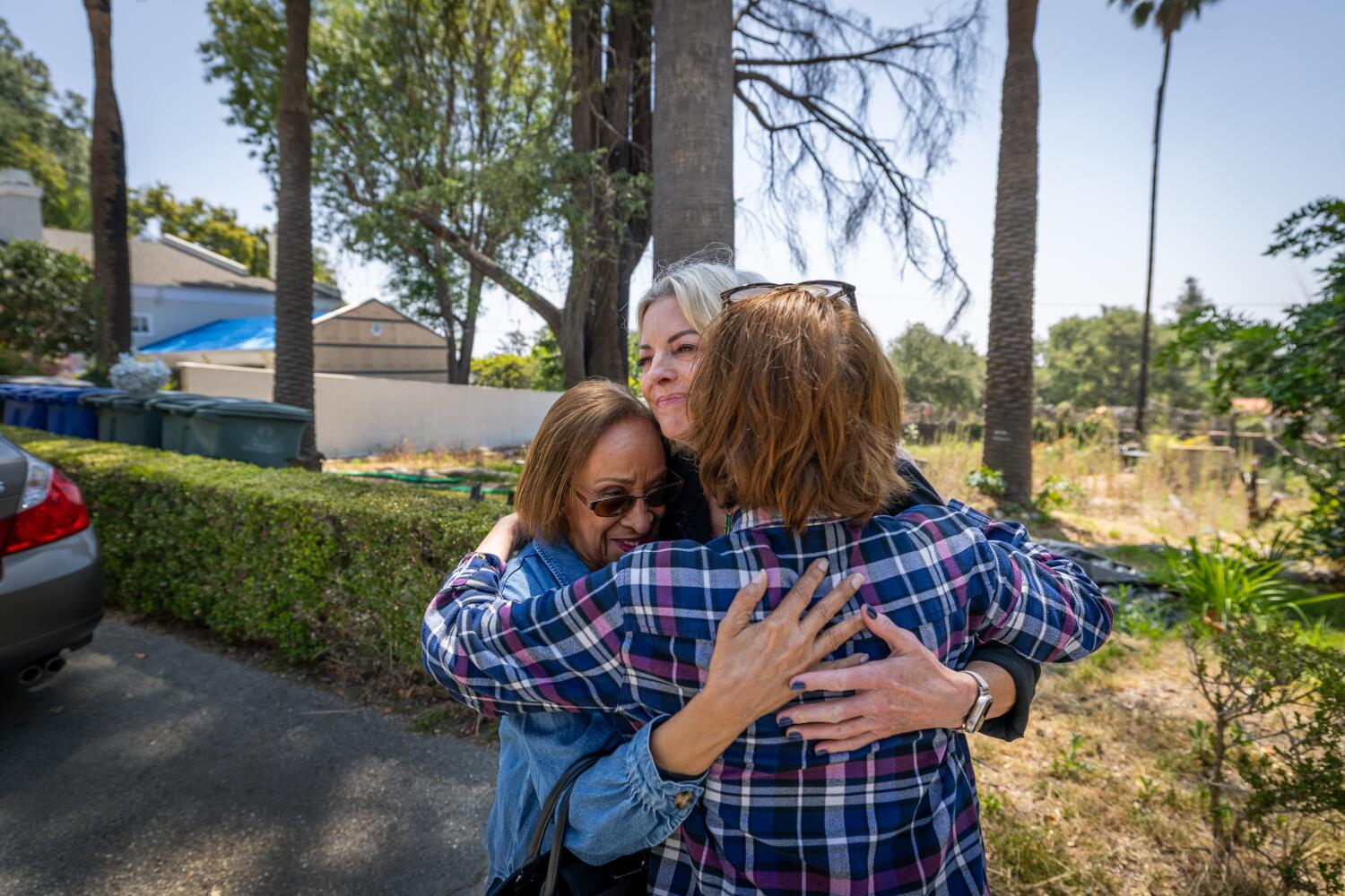 Altadena's latest rebuilding roadblock: Who pays the $70 million needed for sewage upgrades?