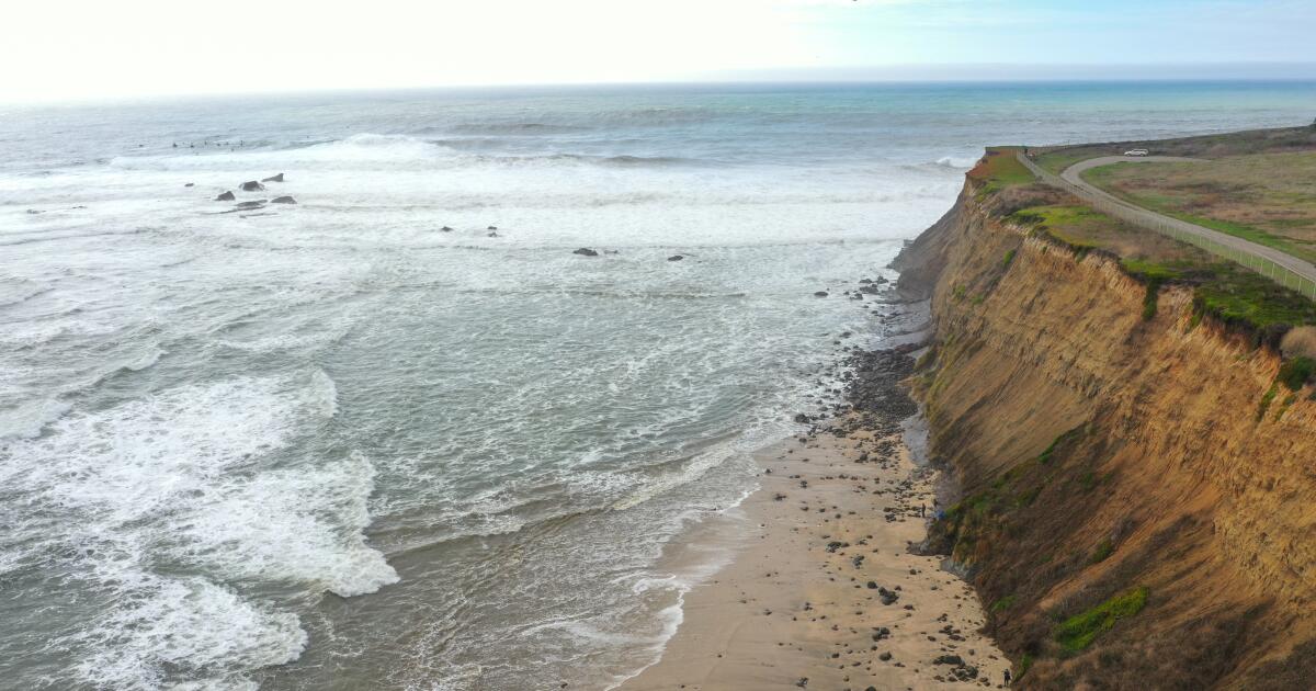 Search for survivors after small plane crashes in Half Moon Bay