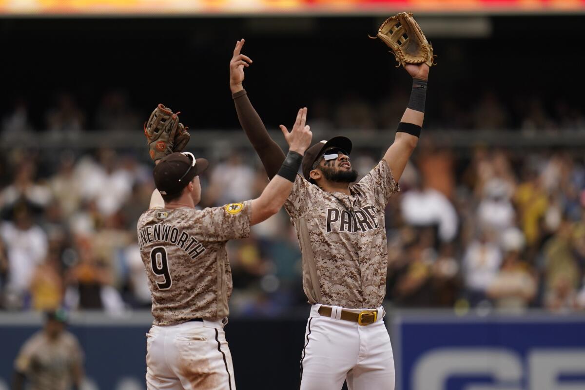 Padres come from ahead in loss to Diamondbacks - The San Diego Union-Tribune