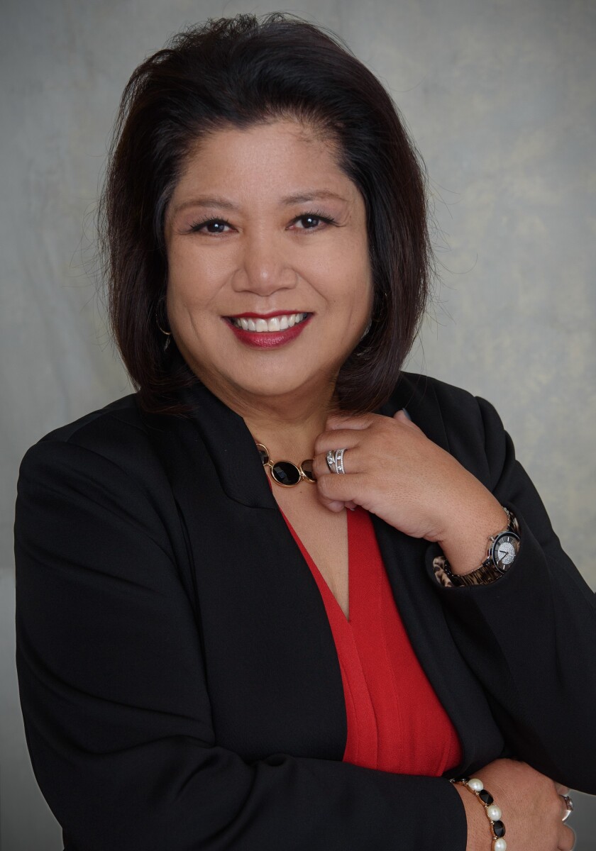 Diana "de" Navarro è stato nominato vicepresidente delle operazioni per Westmont Living, un importante fornitore di alloggi con sede a La Jolla.