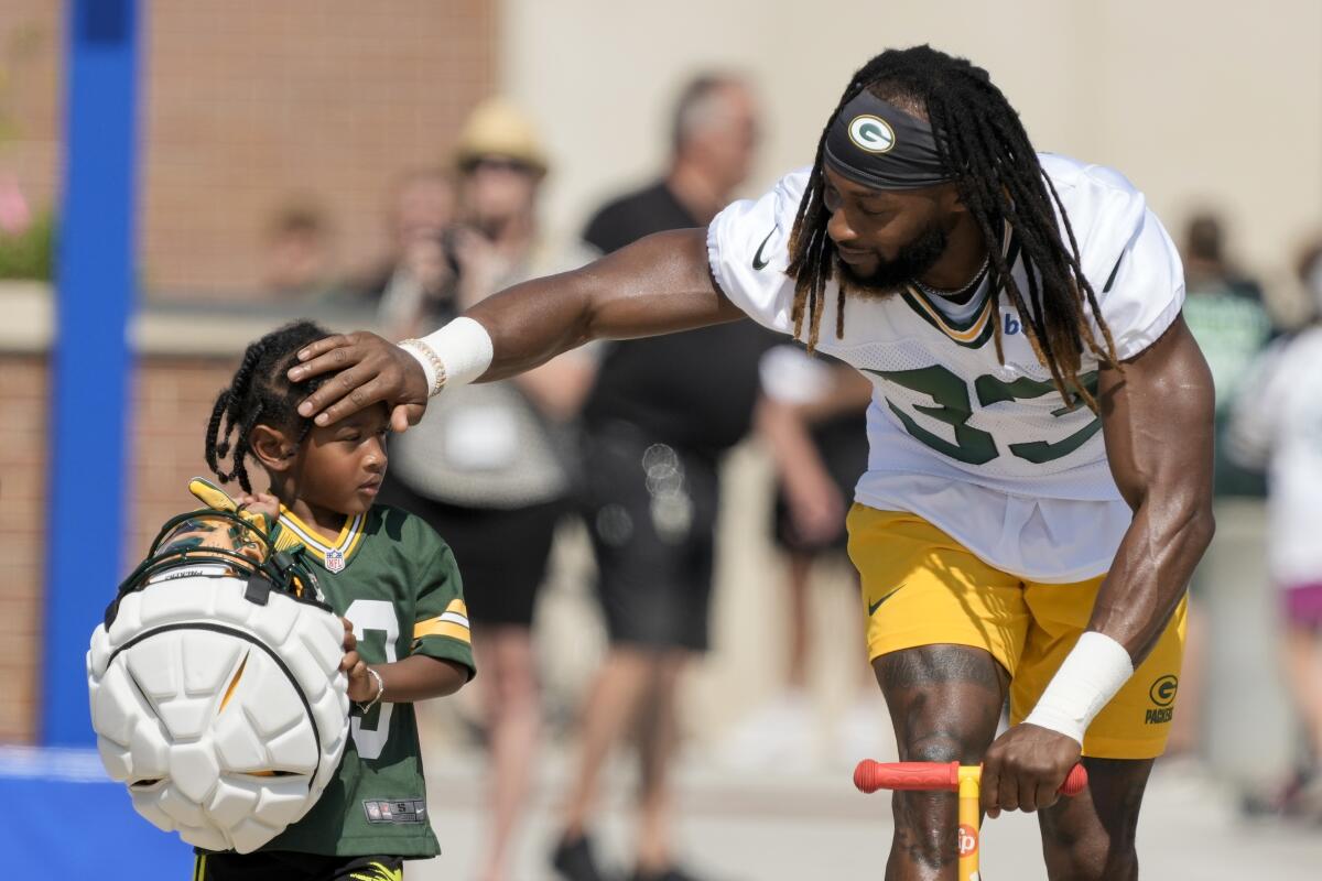 Running back Aaron Jones getting more vocal as he helps lead young