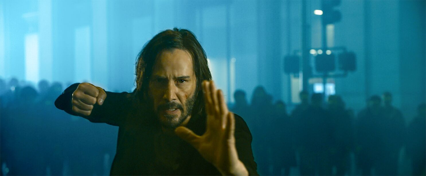 The Matrix Resurrections' review: Keanu Reeves enters the remix - Los  Angeles Times