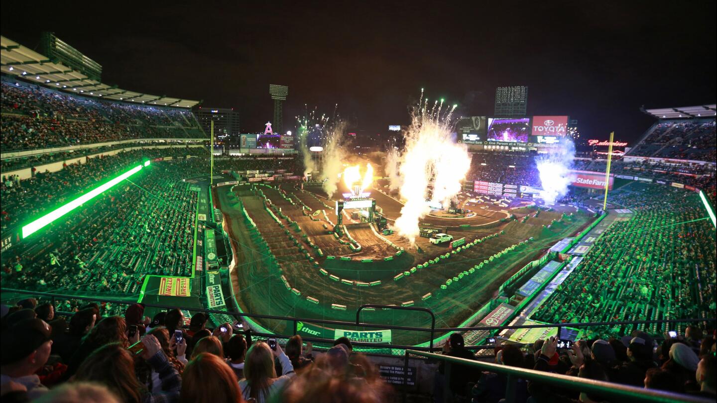 Supercross opener