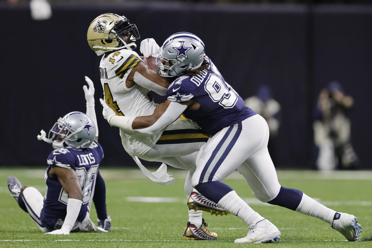 New Orleans Saints vs Dallas Cowboys on December 2, 2021