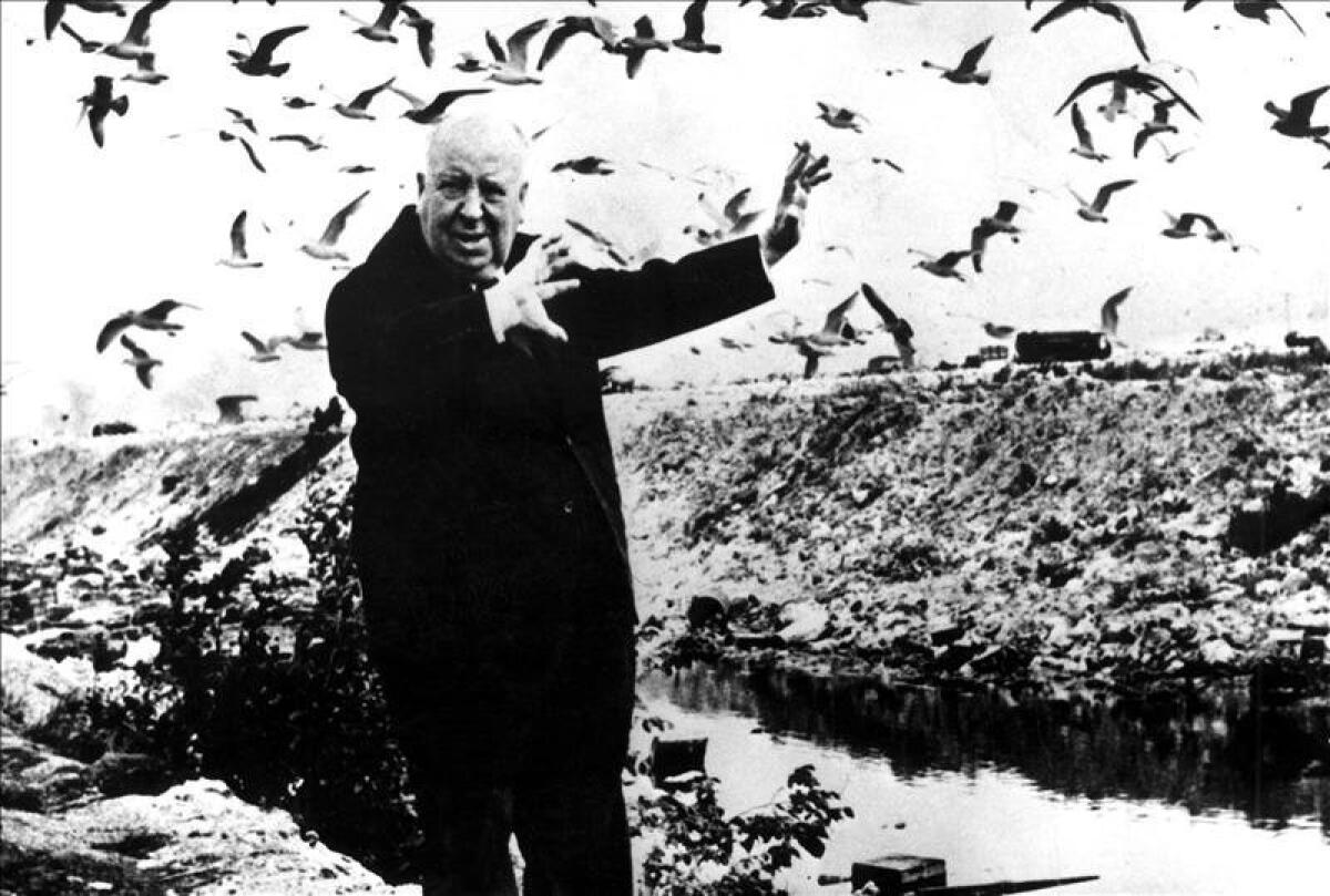 El director de cine británico Alfred Hitchcock.