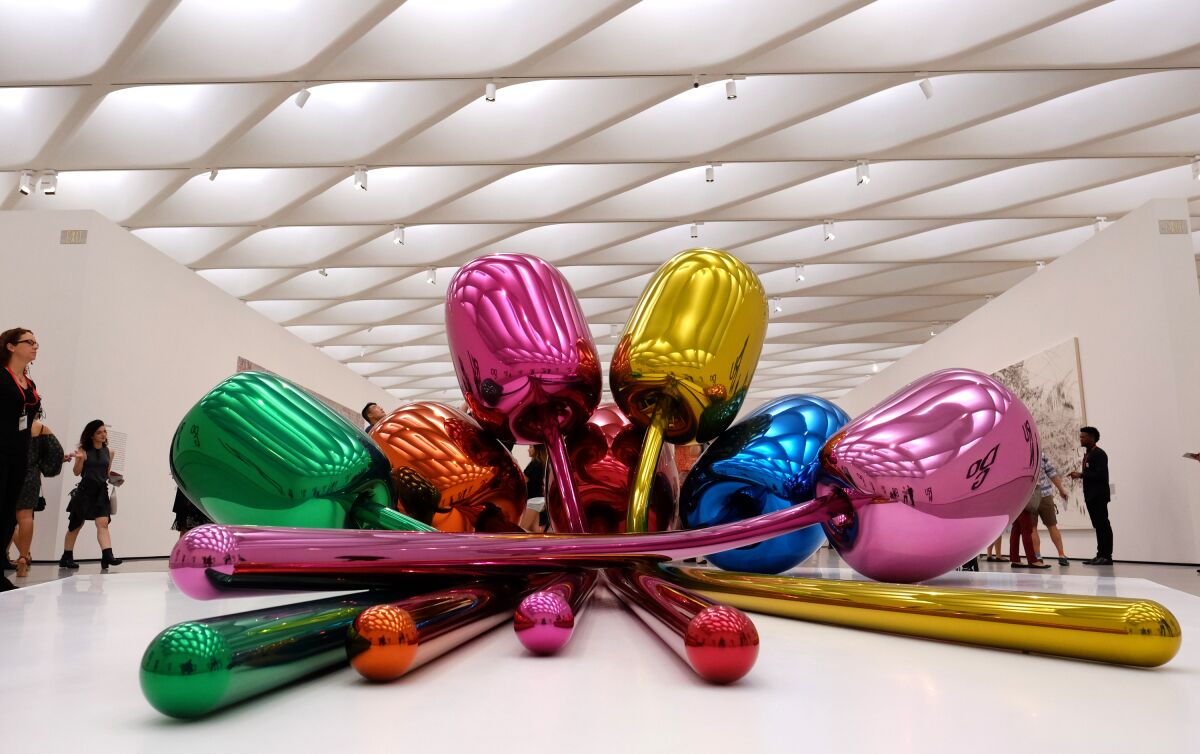 Jeff Koons recalls how Eli Broad doubled down on the first 'Balloon Dog ...