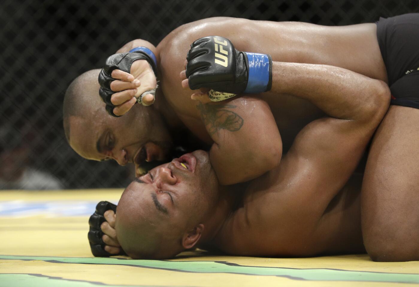 UFC 200: Daniel Cormier vs. Anderson Silva