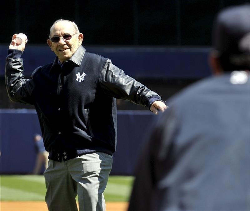 Yankees to honor Yogi Berra with No. 8 patch on jerseys