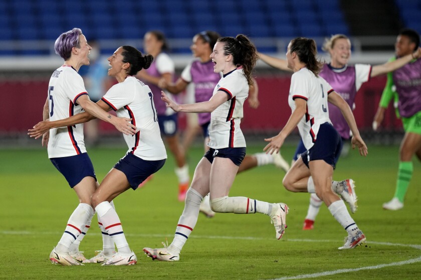 Tokyo Olympics Live News Results Schedule And Medal Count Los Angeles Times Pot Of Gold Womens Soccer 2022 Tournament