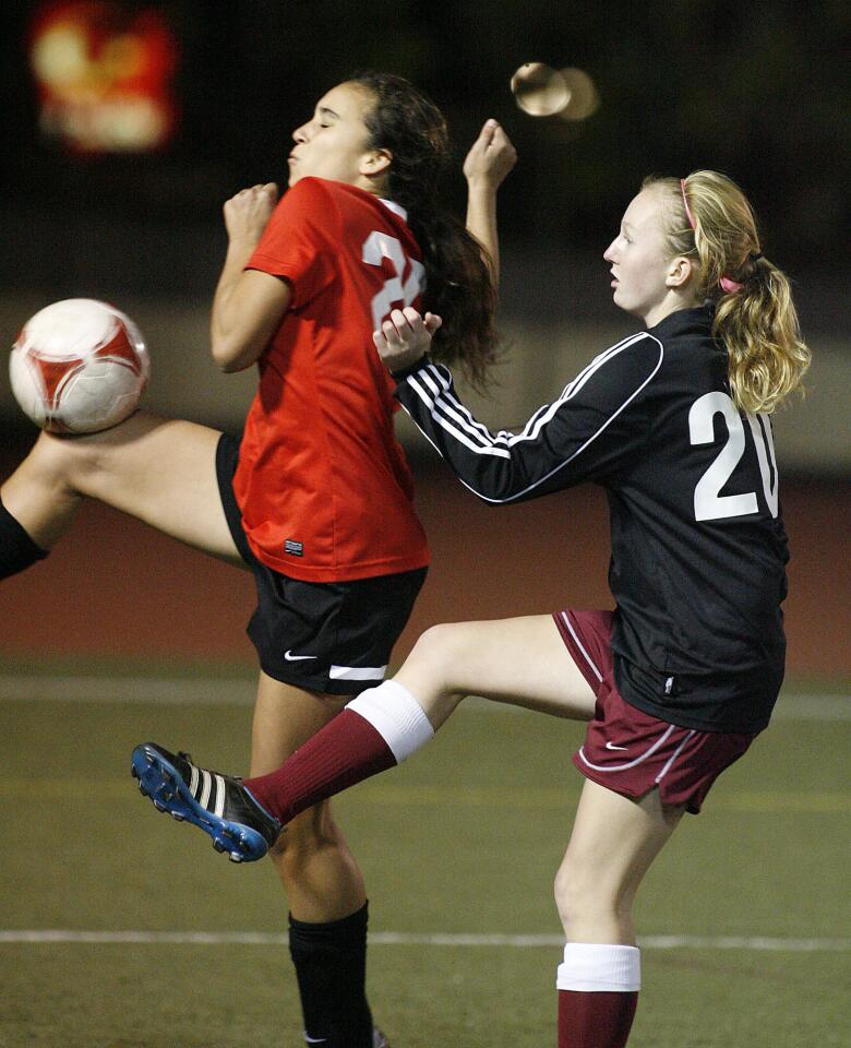 Photo Gallery: La Canada v. Glendale nonleague girls soccer