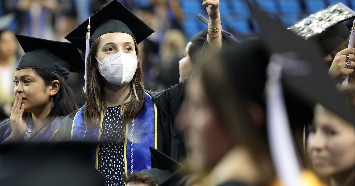 Los casos de coronavirus están aumentando en el condado de Los Ángeles en medio de un aumento de variantes FLiRT en el verano Los casos de coronavirus están aumentando en el condado de Los Ángeles en medio de un aumento de variantes FLiRT en el verano