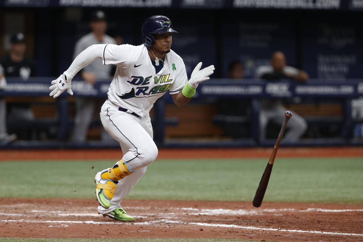 Sandy Alcantara tosses complete-game, 5-hitter as the Marlins beat Yankees  3-1 - The San Diego Union-Tribune