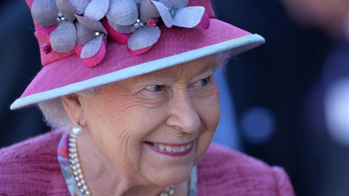Reina Isabel muerta a los 96 años, reinó más que cualquier monarca  británico - Los Angeles Times