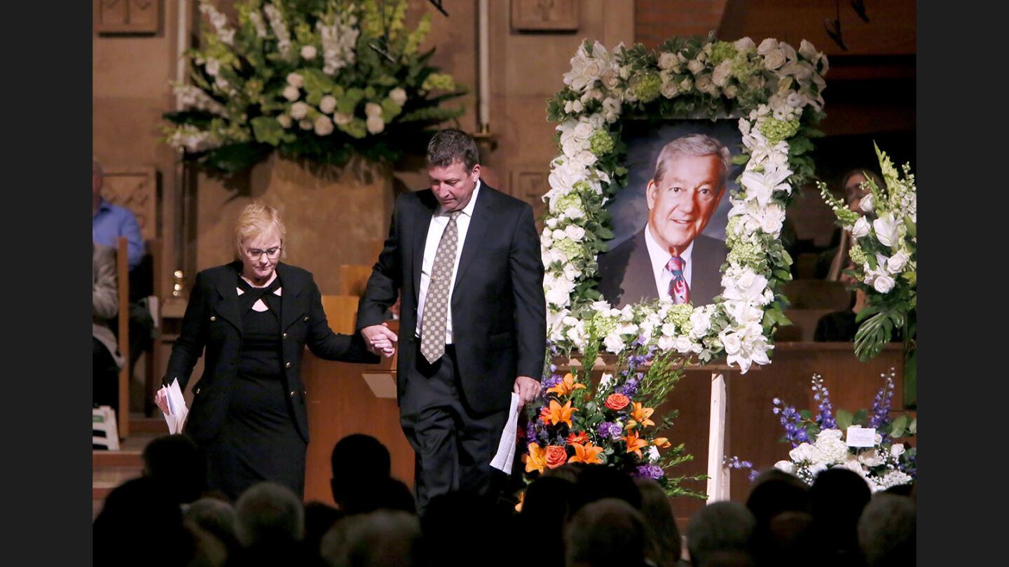 Photo Gallery: Former La Cañada Flintridge mayor Dave Spence remembered at memorial service