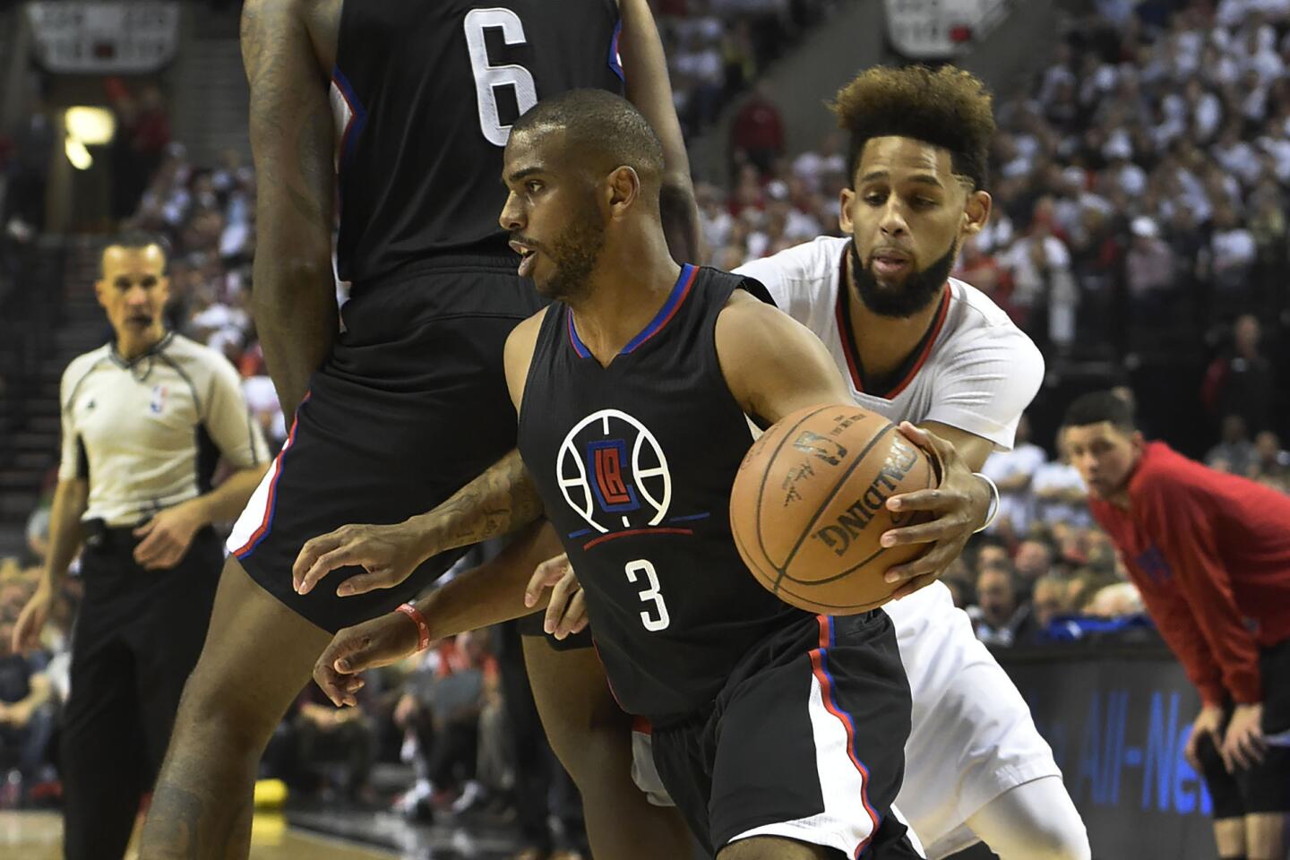 Clippers ponder best way to defend pick and rolls - Los Angeles Times