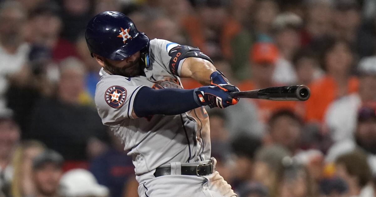 Jose Altuve hits 2-run HR to complete 1st cycle of his career, Astros crush Red  Sox 13-5