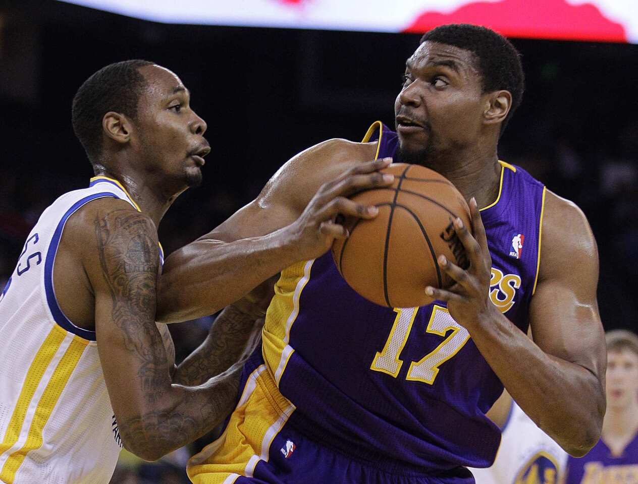 Andrew Bynum, Mickell Gladness