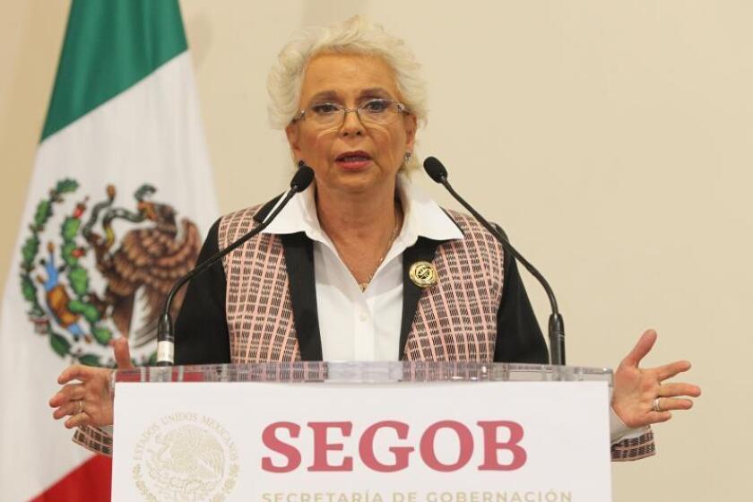 La secretaria de Gobernación, Olga Sánchez Cordero, habla durante una rueda de prensa en Ciudad de México (México). EFE/Mario Guzmán/Archivo