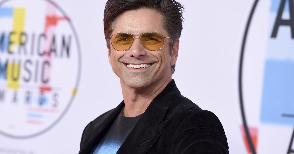 John stamos' sinatra-kidnapping podcast is so wild that 'you can't believe it'