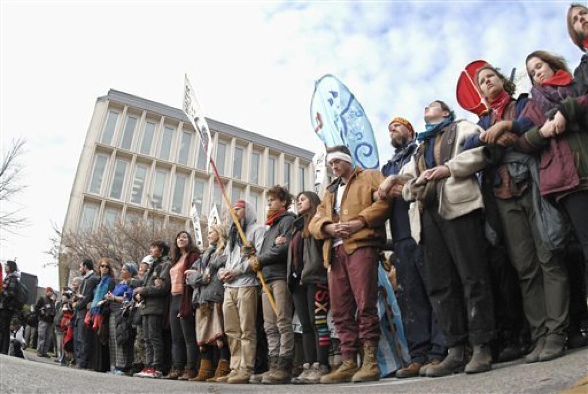 El gobernador de Dakota del Norte ha ordenado el desalojo del campamento de la Roca Sagrada, en el que indígenas y ecologistas protestan desde el pasado mes de abril para evitar la construcción del oleoducto "Dakota Access".