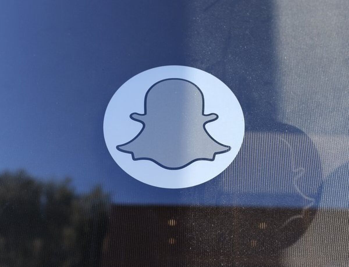Snapchat's ghost logo