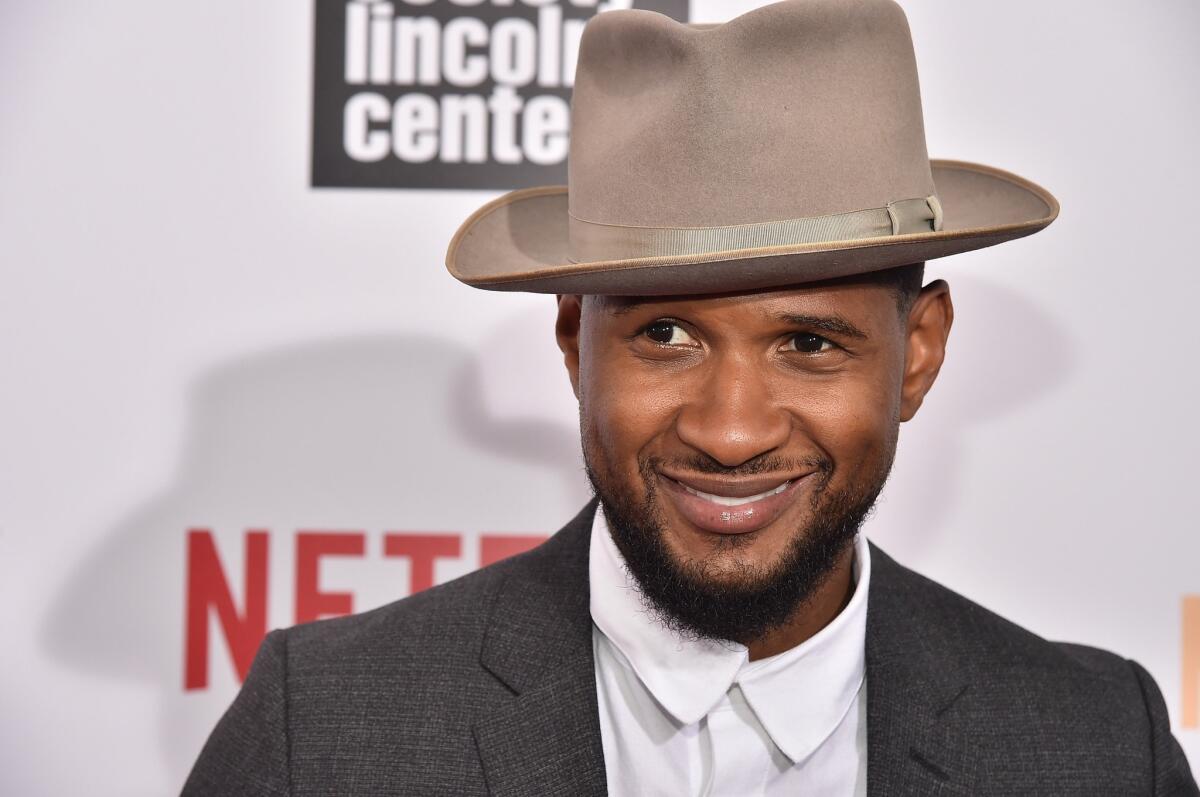 Singer Usher Raymond has married his longtime girlfriend and manager, Grace Miguel.