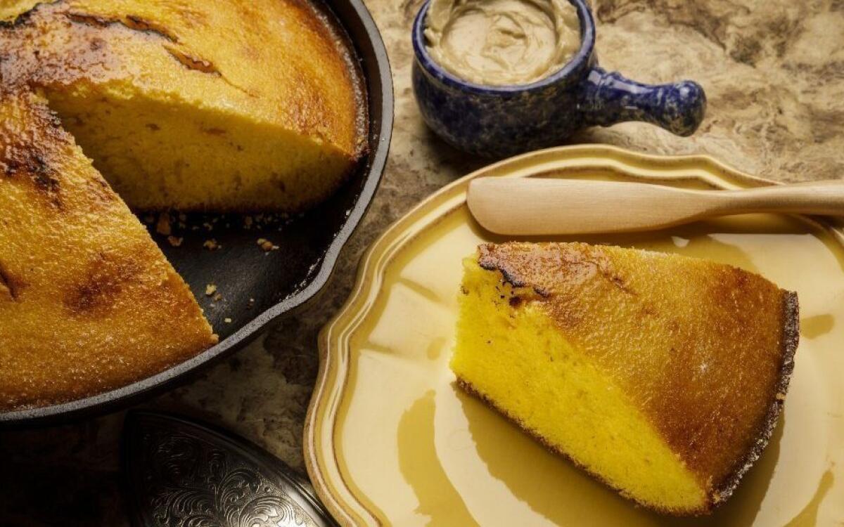 Zynodoa's bruleed cast iron cornbread