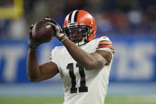 Cleveland Browns wide receiver Donovan Peoples-Jones catches during pregame of an NFL football game against the Buffalo Bills, Sunday, Nov. 20, 2022, in Detroit. (AP Photo/Paul Sancya)