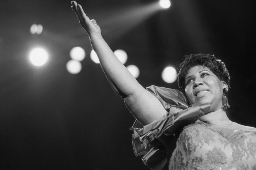 1994: Soul singer Aretha Franklin performing at the New Orleans Jazz Festival. (Photo by Leon Morris/Getty Images) ** OUTS - ELSENT, FPG, CM - OUTS * NM, PH, VA if sourced by CT, LA or MoD **