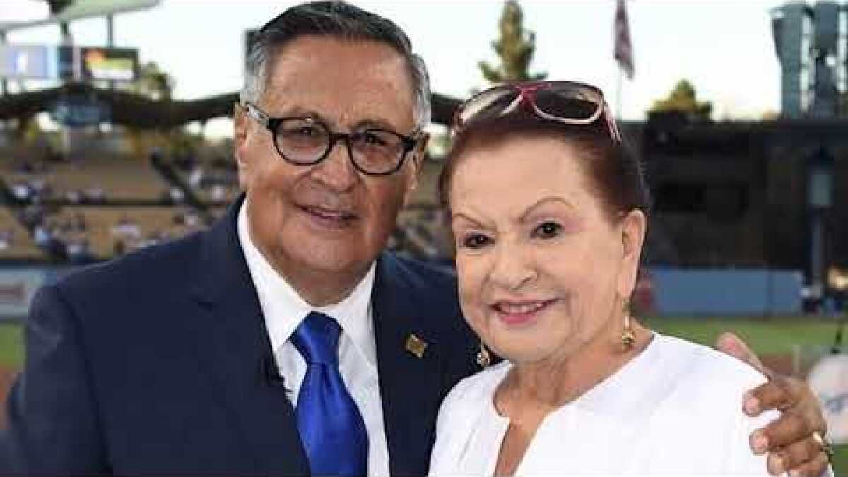 Jaime Jarrin's return to Dodgers' broadcasts eases pain of wife's