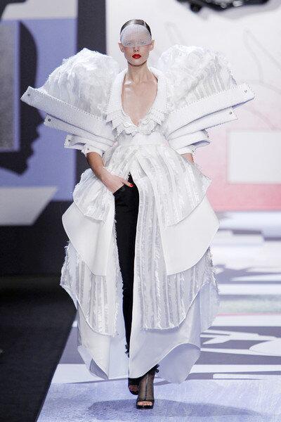 Viktor & Rolf Spring - Summer 2011