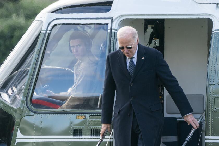 Biden inicia el año con la misión de revivir la llama que lo llevó a la Casa Blanca