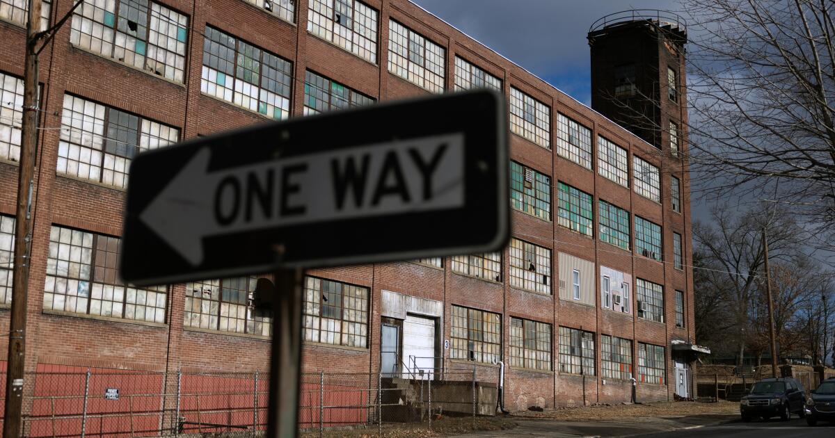 ‘Todos estão envolvidos no que está acontecendo.’ Como uma pequena cidade carbonífera moldou Bob Chesney, da UCLA ‘Todos estão envolvidos no que está acontecendo.’ Como uma pequena cidade carbonífera moldou Bob Chesney, da UCLA