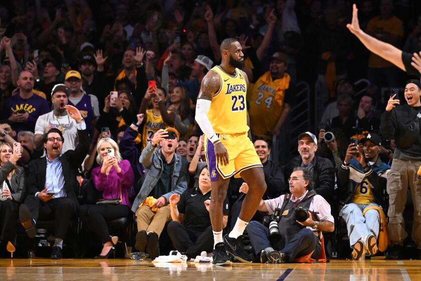 Los Angeles, California October 26, 2023-Lakers LeBron James looks to a cheering crowd.