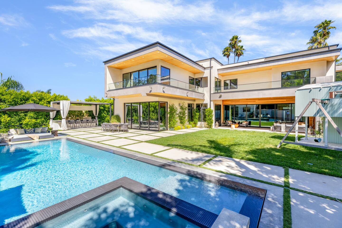 Baseball's Jimmy Rollins asks $11.75 million for modern Encino