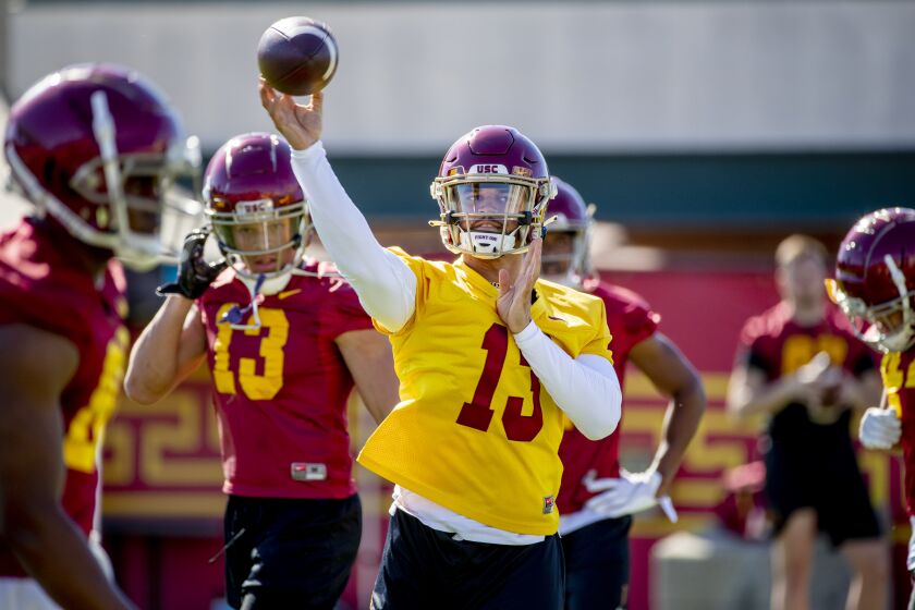 LOS ANGELES, CA - MARCH 22, 2022: USC quarterback transfer Caleb Williams makes a pass during spring practice at USC on March 22, 2022 in Los Angeles, California.(Gina Ferazzi / Los Angeles Times)