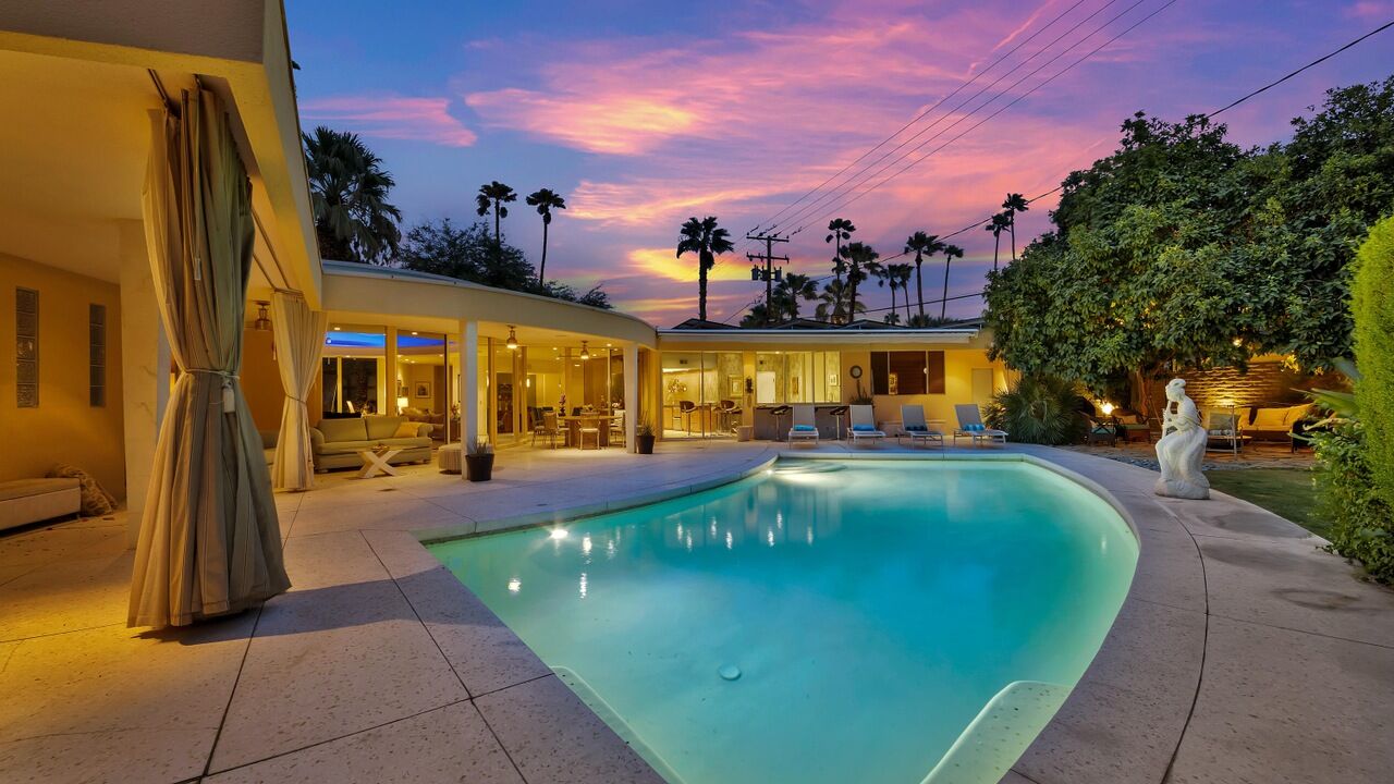Actress Loretta Young owned the Palm Springs home at the time of her death in 2000.