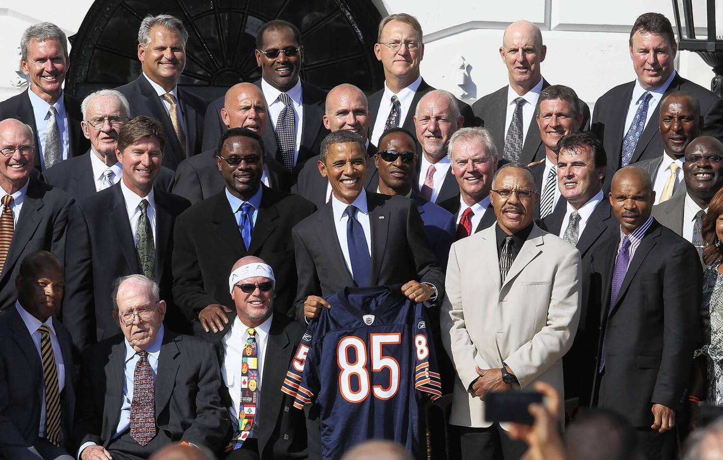 Obama welcomes Super Bowl champion Bears