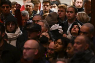 A crowd of mourners in the U.S. Capitol