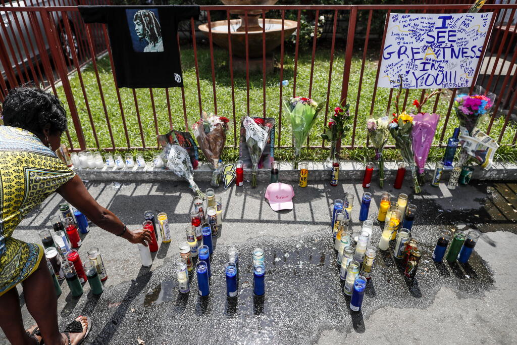 Demonized Rocks Let's not demonize Roscoe's after rapper's killing - Los Angeles Times