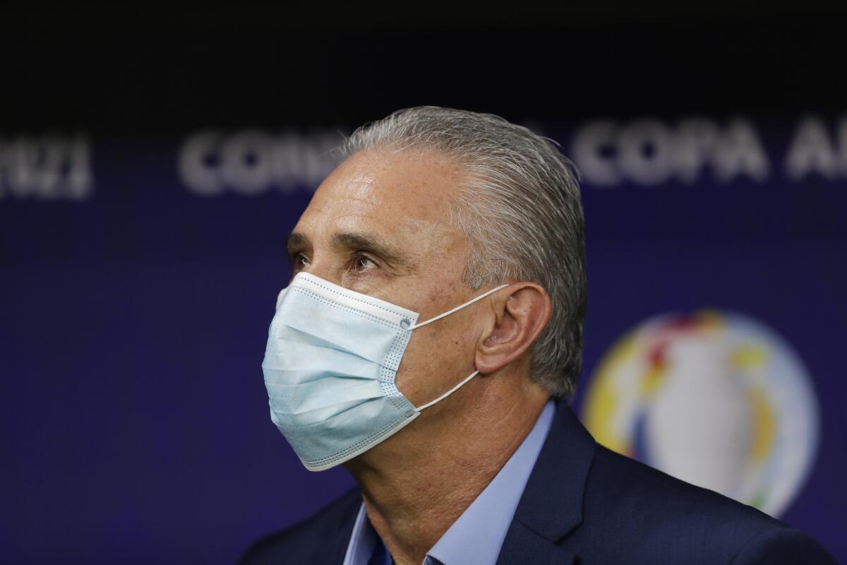 El seleccionador brasileño Tite  