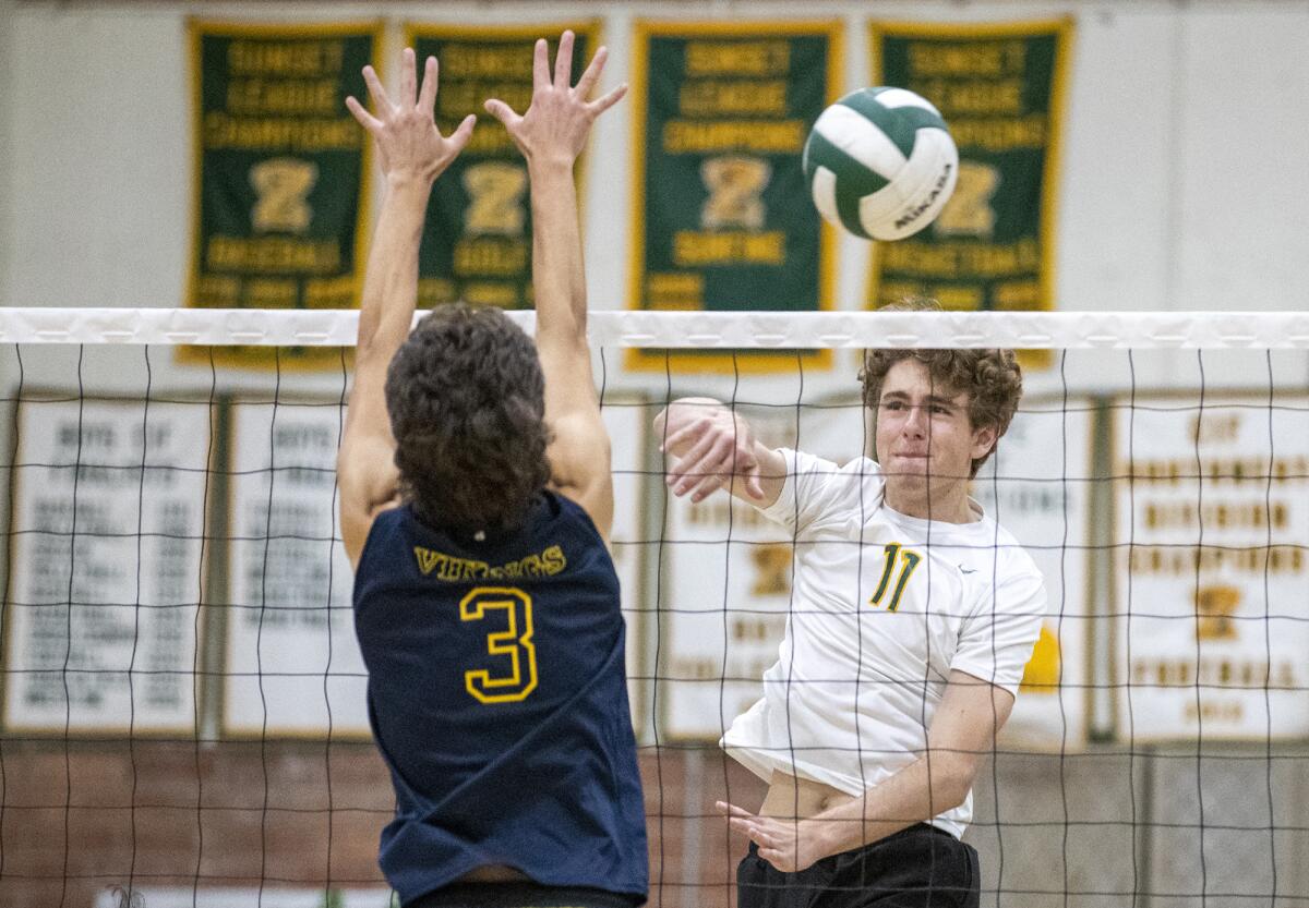 Edison's Emerson Evans hits against Marina's Louis Zaffino during a Wave League match on Thursday.