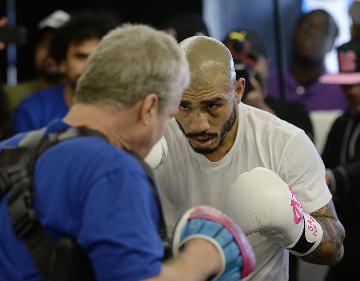 Miguel Cotto Media Workout