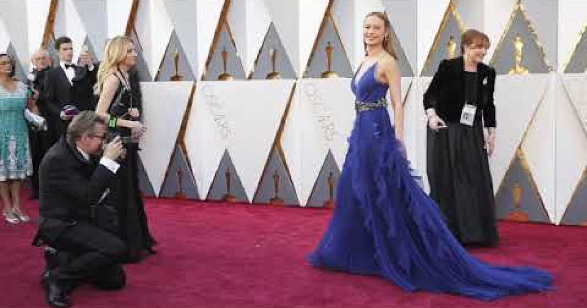 Relive the Oscars red carpet in under a minute - Los Angeles Times