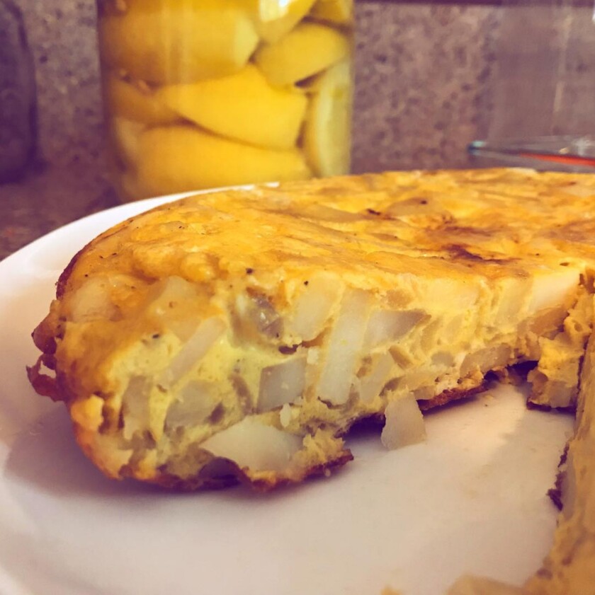 A tortilla española cooked by the author.