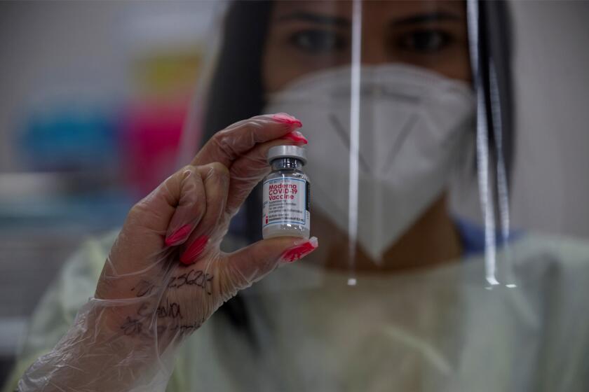Moderna espera que su nueva vacuna de covid-19 se comercialice en México a fines de año